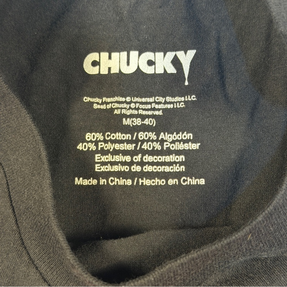 Chucky Childs Play T-Shirt Medium Embroidered Letters Wrap Around Print Horror‎ - Picture 2 of 10